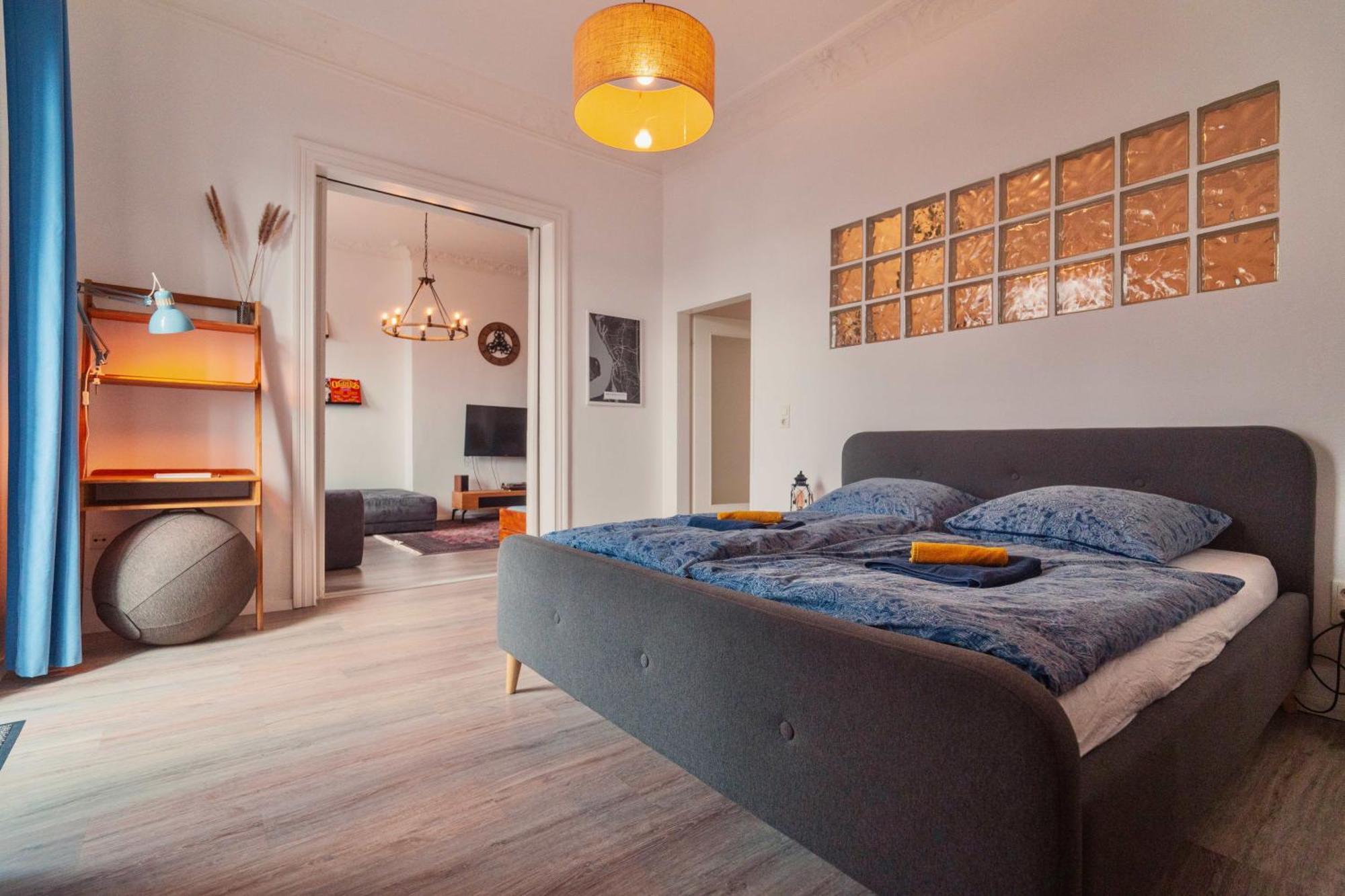 Urban Apartment - Stilvoll & Im Herzen Der Stadt ブレーマーハーフェン エクステリア 写真