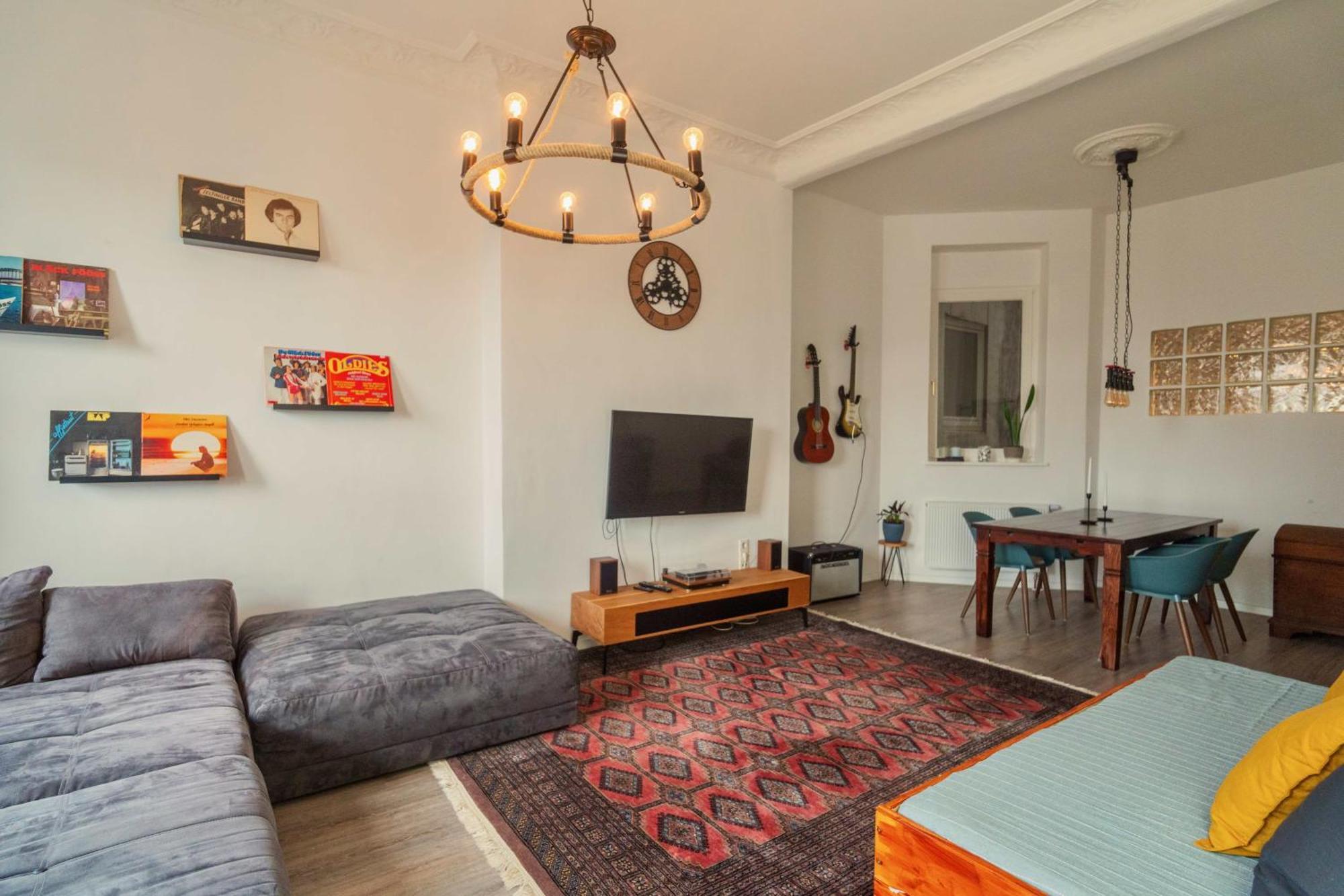 Urban Apartment - Stilvoll & Im Herzen Der Stadt ブレーマーハーフェン エクステリア 写真