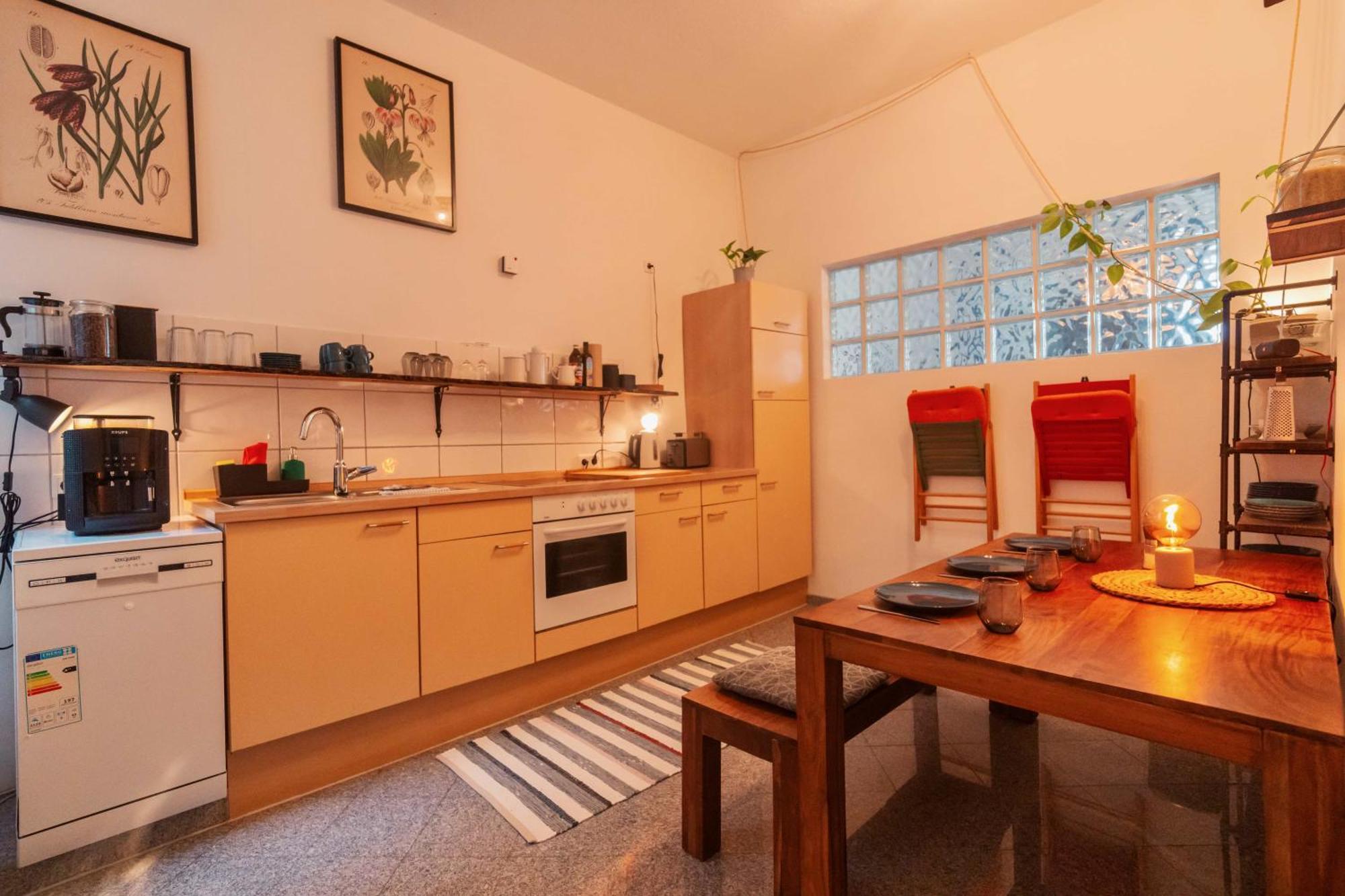 Urban Apartment - Stilvoll & Im Herzen Der Stadt ブレーマーハーフェン エクステリア 写真
